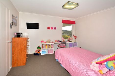 Photo of property in 18 Grandvista Drive, Green Island, Dunedin, 9018