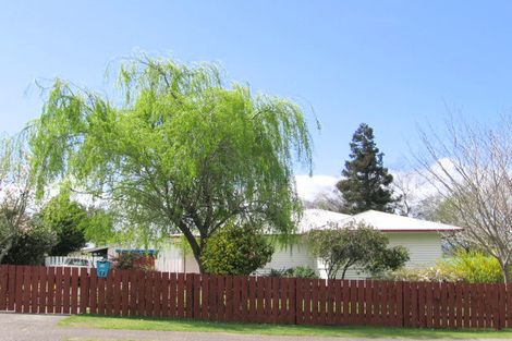 Photo of property in 15 Thomas Crescent, Western Heights, Rotorua, 3015