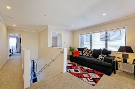 Photo of property in 14 Teal Way, Hobsonville, Auckland, 0616