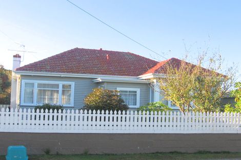 Photo of property in 27 Montague Street, Alicetown, Lower Hutt, 5010