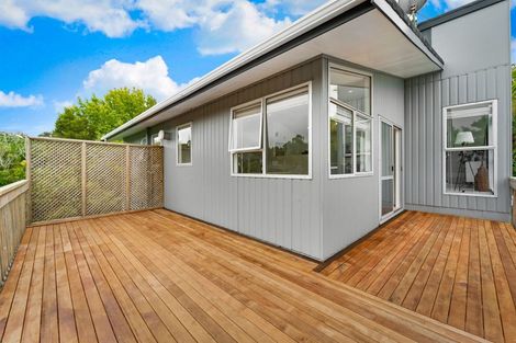 Photo of property in 26 Macnay Way, Murrays Bay, Auckland, 0630