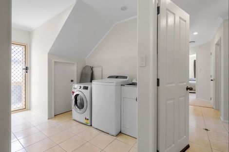 Photo of property in 5 Yale Street, Mount Maunganui, 3116