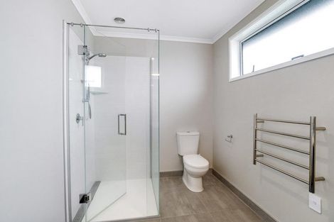 Photo of property in 48a Amorino Drive, Red Beach, 0932