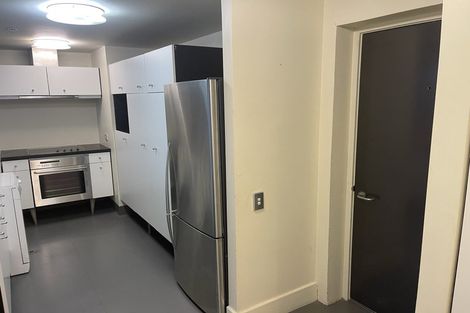 Photo of property in St Pauls Apartments, 3/43 Mulgrave Street, Thorndon, Wellington, 6011