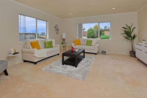 Photo of property in 3 Somerton Rise, Henderson, Auckland, 0612