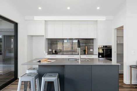 Photo of property in 20 Hanlow Place, Pyes Pa, Tauranga, 3112