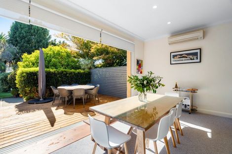 Photo of property in 13 Nelson Crescent, Napier South, Napier, 4110