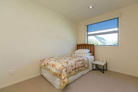 Photo of property in 22a Belt Road, Moturoa, New Plymouth, 4310