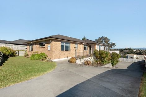 Photo of property in 8 Utopia Park Heights, Welcome Bay, Tauranga, 3112