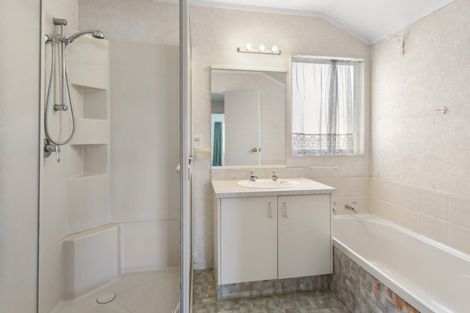 Photo of property in 1392a Cameron Road, Greerton, Tauranga, 3112