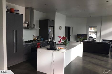 Photo of property in 33a Waimea Street, Westown, New Plymouth, 4310