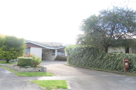 Photo of property in 19 Weathers Place, Taradale, Napier, 4112