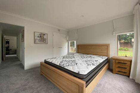 Photo of property in 4 English Oak Drive, Schnapper Rock, Auckland, 0632