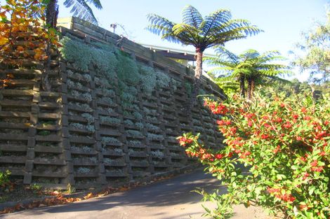 Photo of property in 45 Walter Road, Lowry Bay, Lower Hutt, 5013