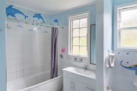 Photo of property in 2 Samoa Street, Kilbirnie, Wellington, 6022