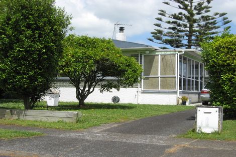 Photo of property in 17 Landscape Road, Pukekohe, 2120