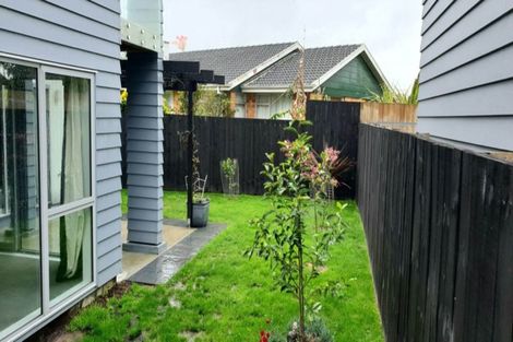 Photo of property in 2/11 Crosher Place, Silverdale, Hamilton, 3216