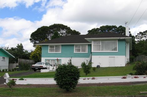 Photo of property in 9 Windermere Crescent, Blockhouse Bay, Auckland, 0600