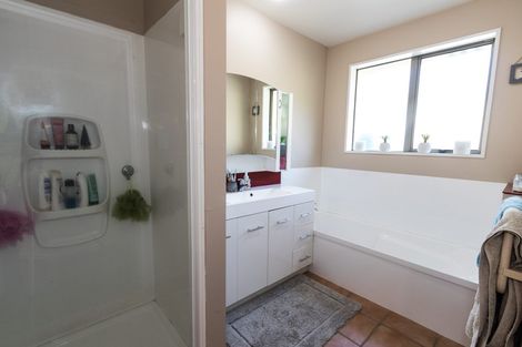 Photo of property in 2/69 Bowenvale Avenue, Cashmere, Christchurch, 8022