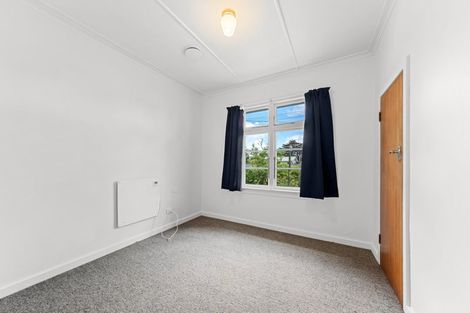 Photo of property in 141 Seaview Road, Westown, New Plymouth, 4310