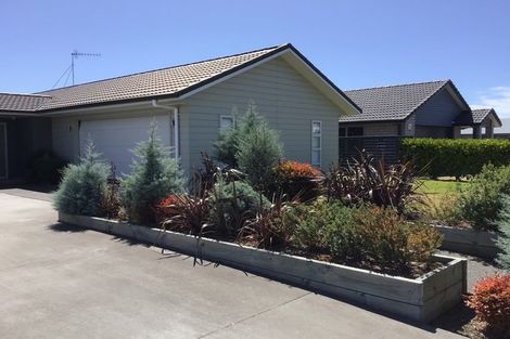 Photo of property in 33 Lynley Park Drive, Omokoroa, 3114