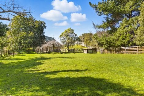 Photo of property in 345 Mazengarb Road, Paraparaumu, 5032