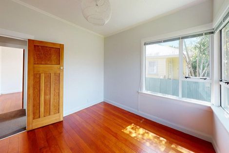 Photo of property in 21 Victoria Street, Levin, 5510