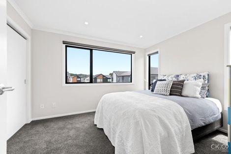 Photo of property in 7 Mawai Hakona Drive, Wallaceville, Upper Hutt, 5018