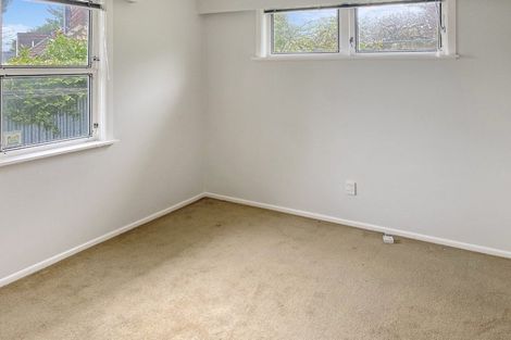 Photo of property in 2b Sutherland Avenue, Silverstream, Upper Hutt, 5019