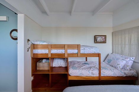 Photo of property in 34 Guthrie Crescent, Castlepoint, Tinui, 5889