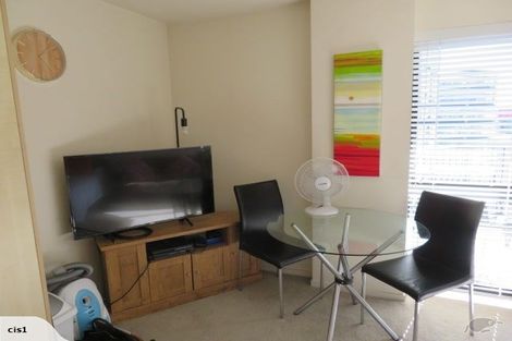 Photo of property in The Silo Apartments, 9g/23 Emily Place, Auckland Central, Auckland, 1010