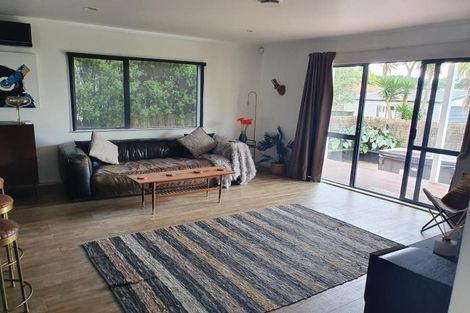 Photo of property in 84 Mcrobbie Road, Kingseat, Papakura, 2580