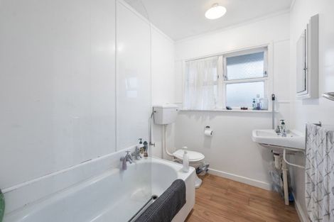 Photo of property in 135 Elizabeth Drive, Tokoroa, 3420