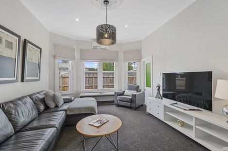 Photo of property in 8 North Parade, Richmond, Christchurch, 8013