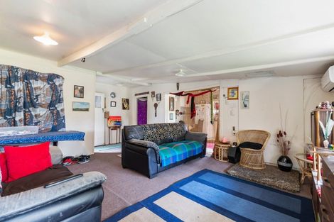 Photo of property in 17a Charles Road, Hannahs Bay, Rotorua, 3010