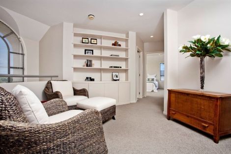 Photo of property in 52 Onetaunga Road, Chatswood, Auckland, 0626