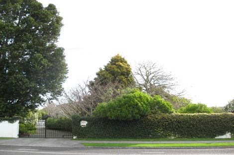 Photo of property in 366 Mangorei Road, Merrilands, New Plymouth, 4312