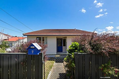 Photo of property in 7 Tukanae Street, Strathmore Park, Wellington, 6022