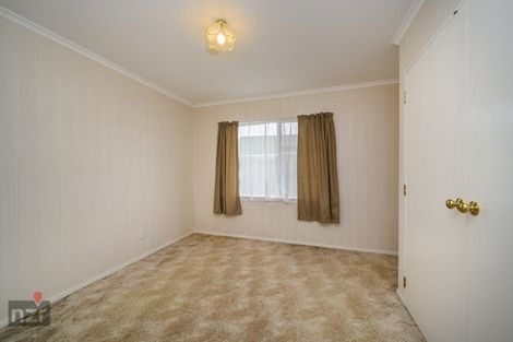 Photo of property in 5 Rosebank Avenue, Kelvin Grove, Palmerston North, 4414