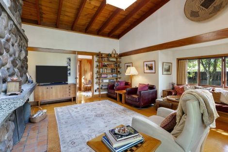 Photo of property in 37a Stanley Point Road, Stanley Point, Auckland, 0624