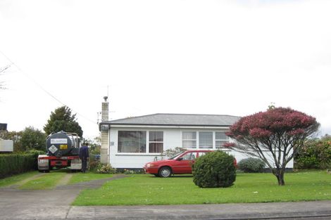Photo of property in 18 Ngapapa Street, Urenui, 4375