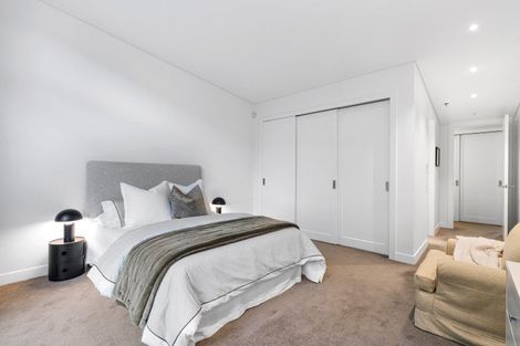 Photo of property in Bay Point Apartments, 6b/172 Oriental Parade, Oriental Bay, Wellington, 6011