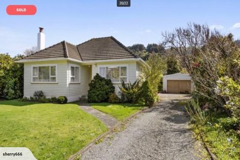Photo of property in 23 Findlay Street, Tawa, Wellington, 5028