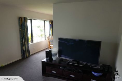 Photo of property in 1 Ridley Green, Churton Park, Wellington, 6037