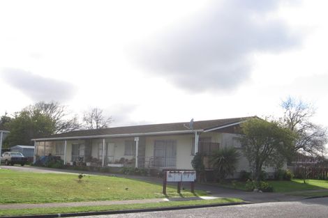 Photo of property in 52-56 Montgomery Crescent, Lansdowne, Masterton, 5810