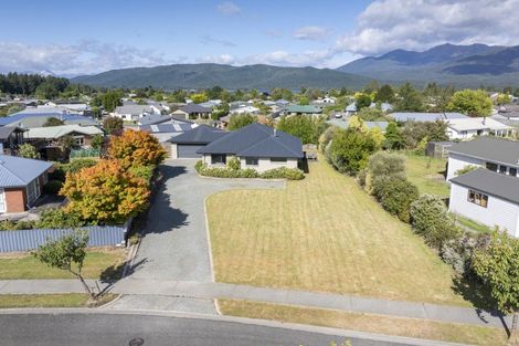 Photo of property in 60 Lawson Burrows Crescent, Te Anau, 9600