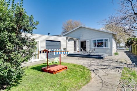 Photo of property in 17 Chambers Street, Te Awa, Napier, 4110
