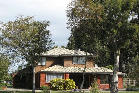 Photo of property in 27 Allin Drive, Waikuku Beach, 7402