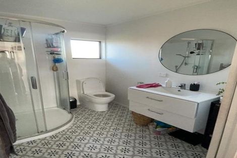 Photo of property in 4/388a West Coast Road, Glen Eden, Auckland, 0602