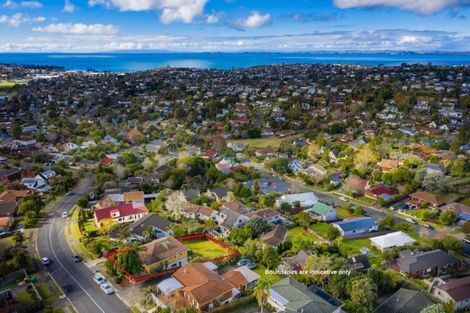 Photo of property in 137 Oaktree Avenue, Browns Bay, Auckland, 0630